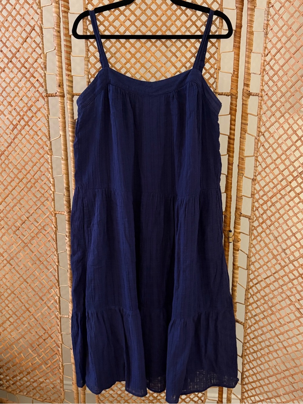 Knox Rose Navy Tiered Spaghetti-Strap Midi Dress